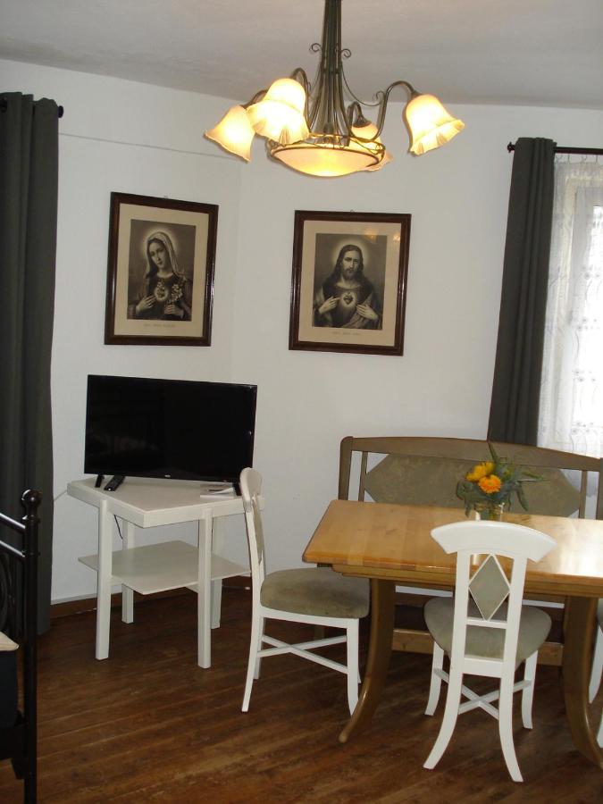 Appartement 25 Qm Mit Bad An Der Mosel - Naehe Koblenz Dieblich Buitenkant foto